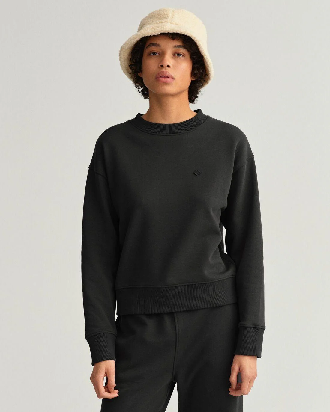 Hoodies And Sweats | Womens GANT Icon G Essential Crew Neck Sweatshirt Ebony Black