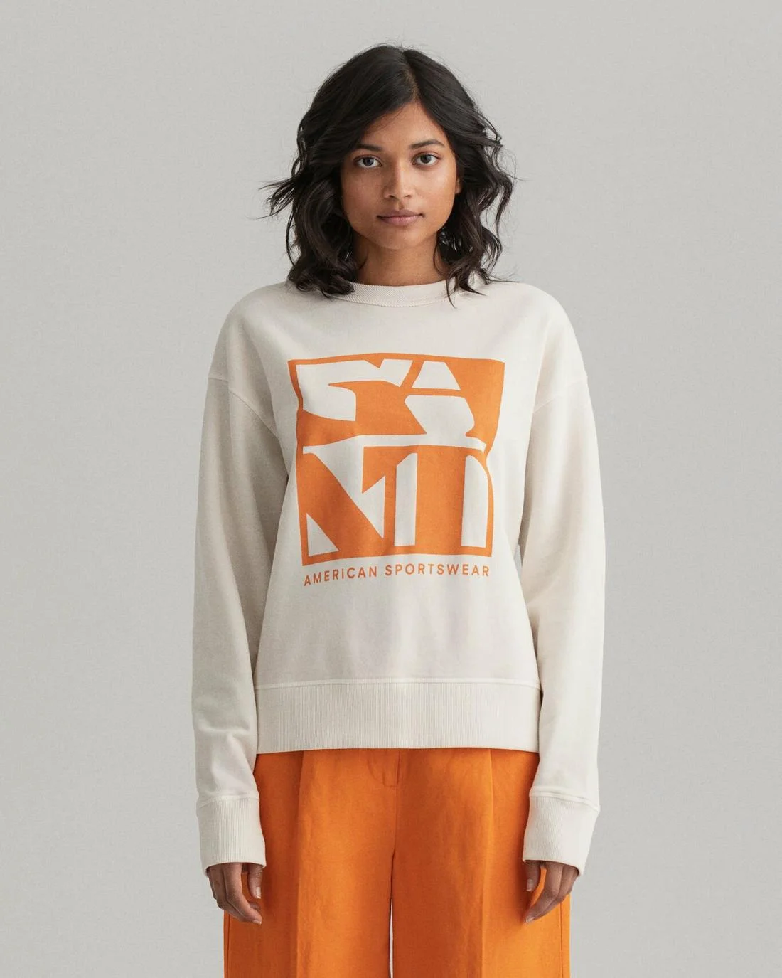 Hoodies And Sweats | Womens GANT Quadrat Logo Crew Neck Sweatshirt Eggshell