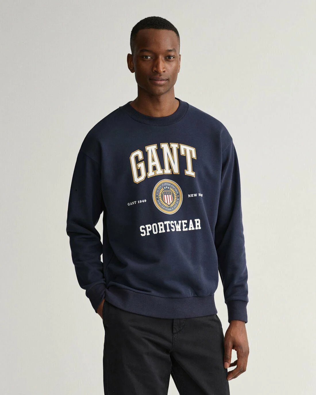 Hoodies And Sweats | Mens GANT Crest Shield Crew Neck Sweatshirt Evening Blue