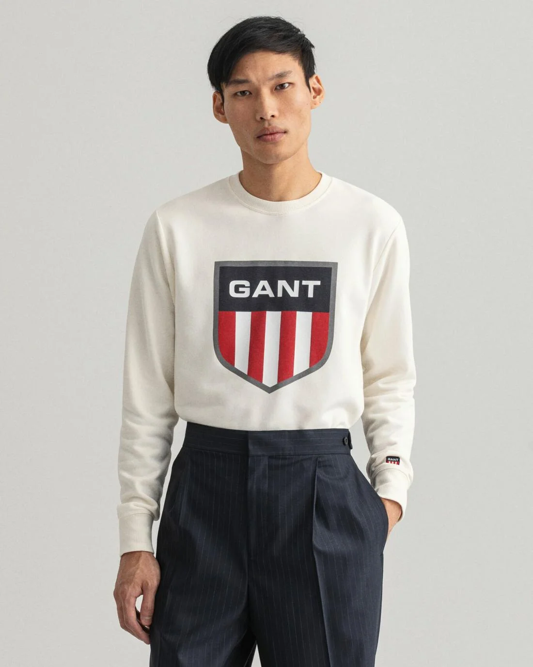 Hoodies And Sweats | Mens GANT Retro Shield Crew Neck Sweatshirt Eggshell