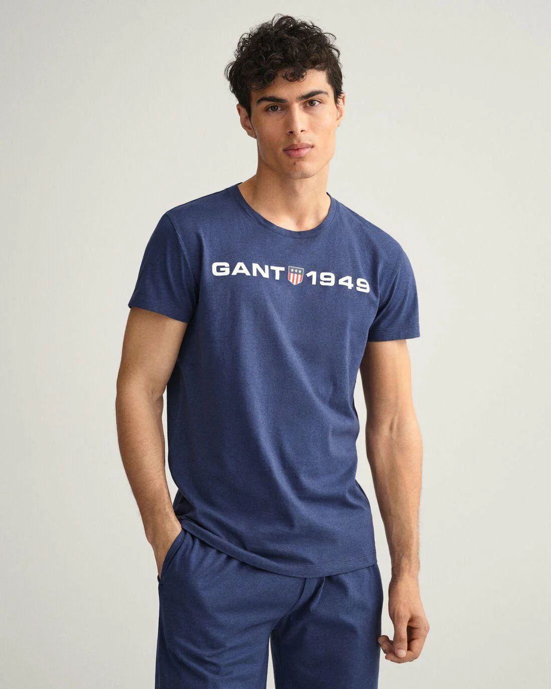 Nightwear | Mens GANT Retro Shield Crew Neck T-Shirt Marine Melange