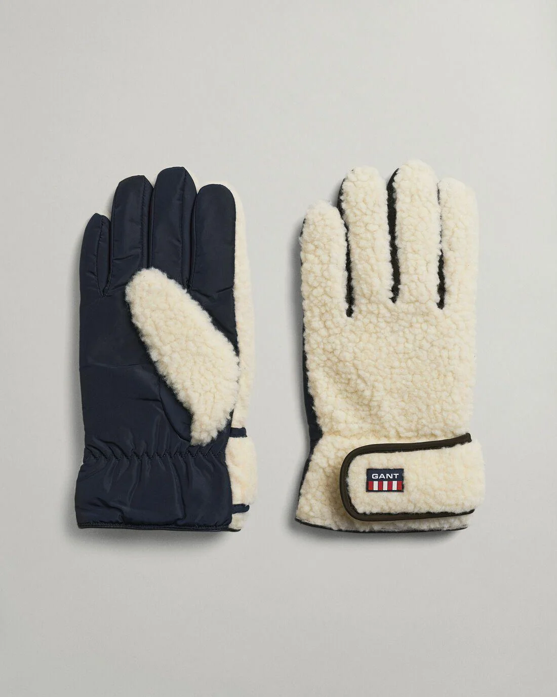 Gloves &amp; Scarves | Mens GANT Pile Gloves Cream