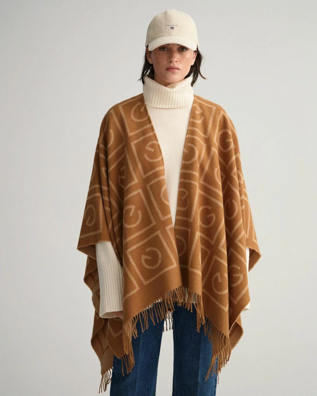 Scarves | Womens GANT Icon G Poncho Toffee Beige